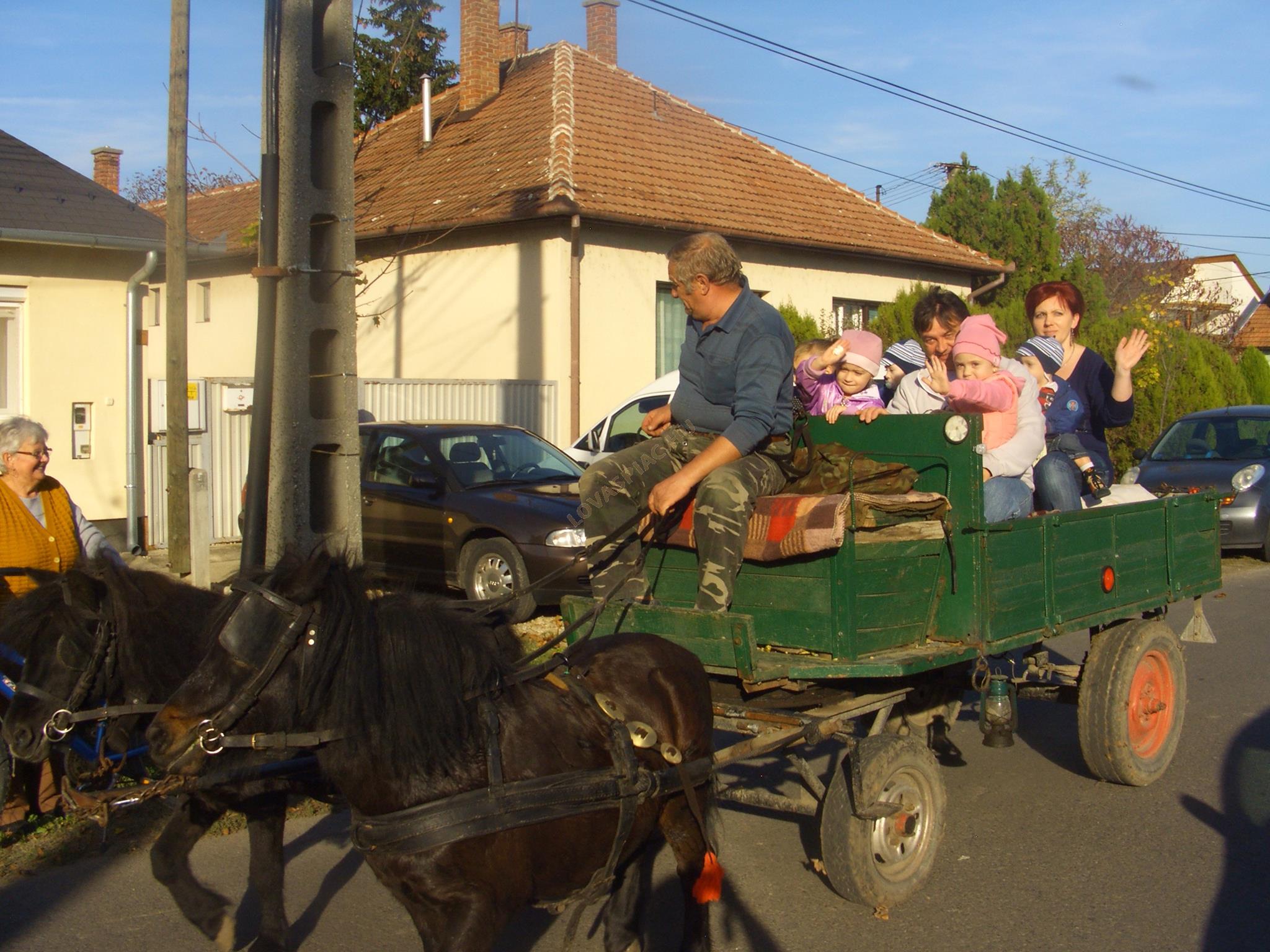 LovasPiac.hu